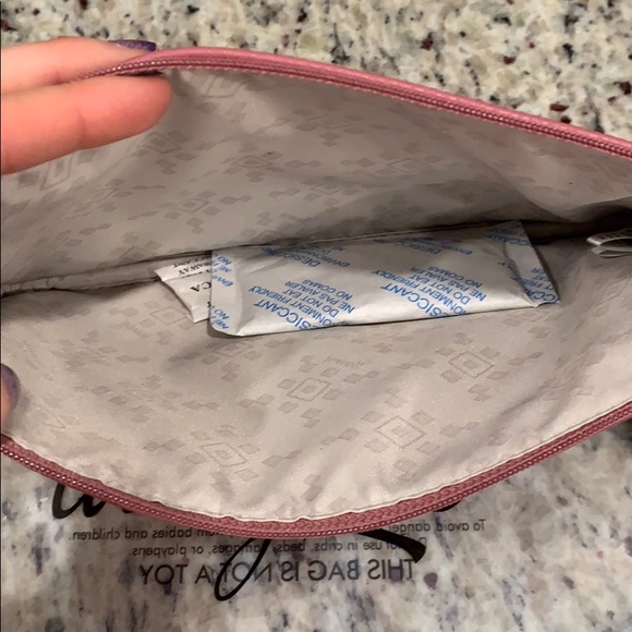 Rubie Mini - Picture 3 of 3